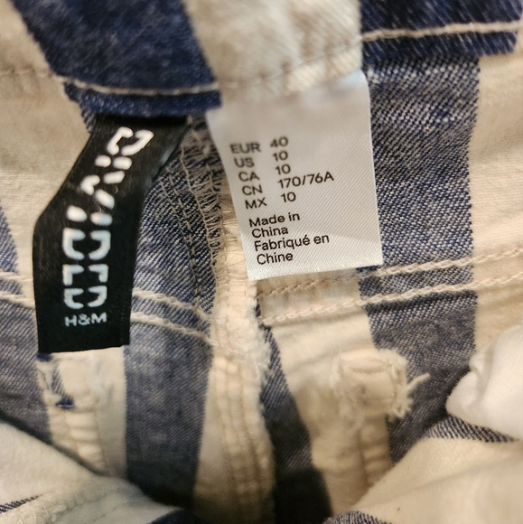 H&M DIVIDED striped jean shorts size 10 - Picture 4 of 6